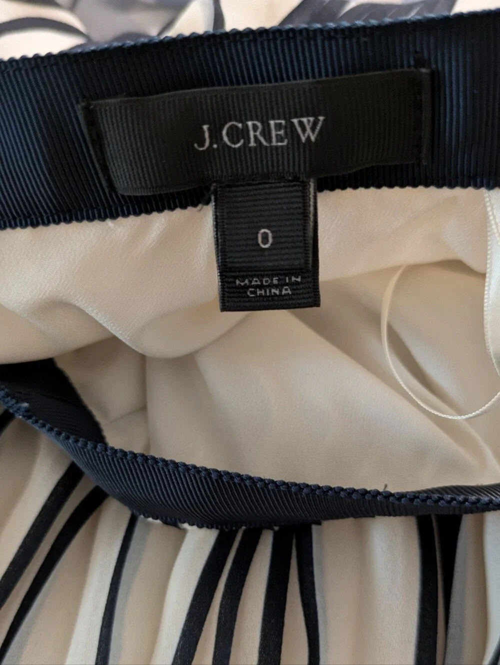 J.Crew Navy & Cream Vertical Stripe PNautical Preppy Pleated Striped Misi Skirt
